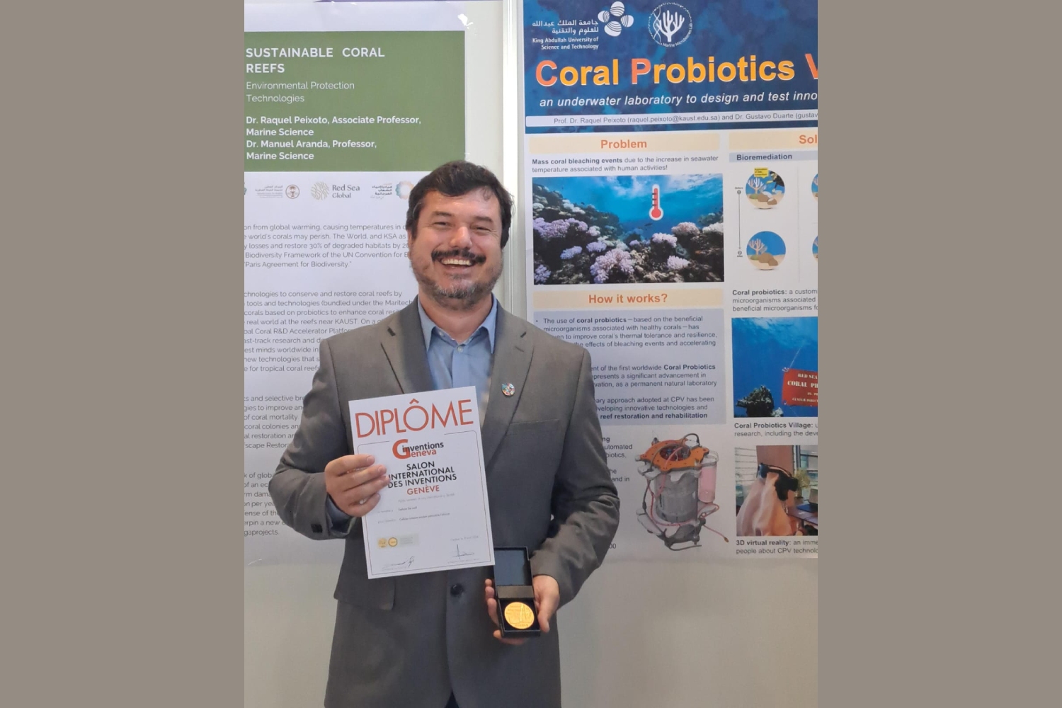 Dr. Gustavo Duarte