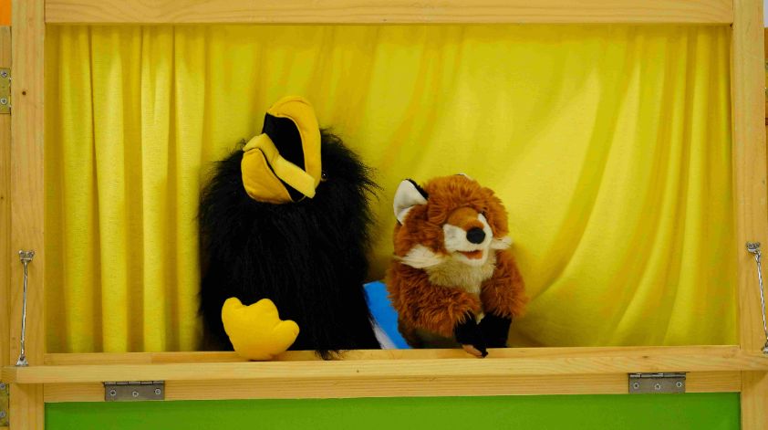 Story Pals: Tell Stories with Puppetry