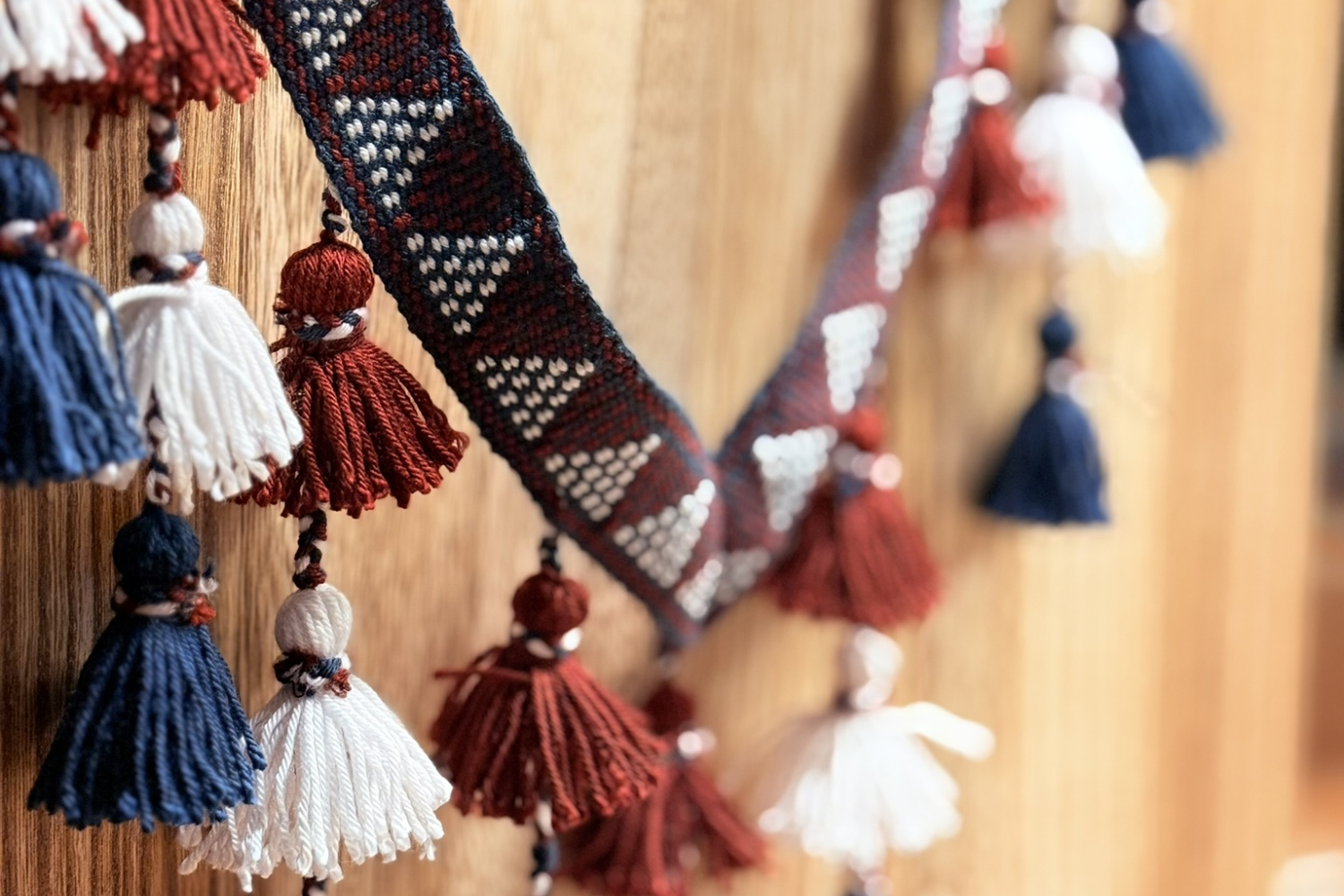 Heritage Adorned: Weaving Traditional Horse Necklace