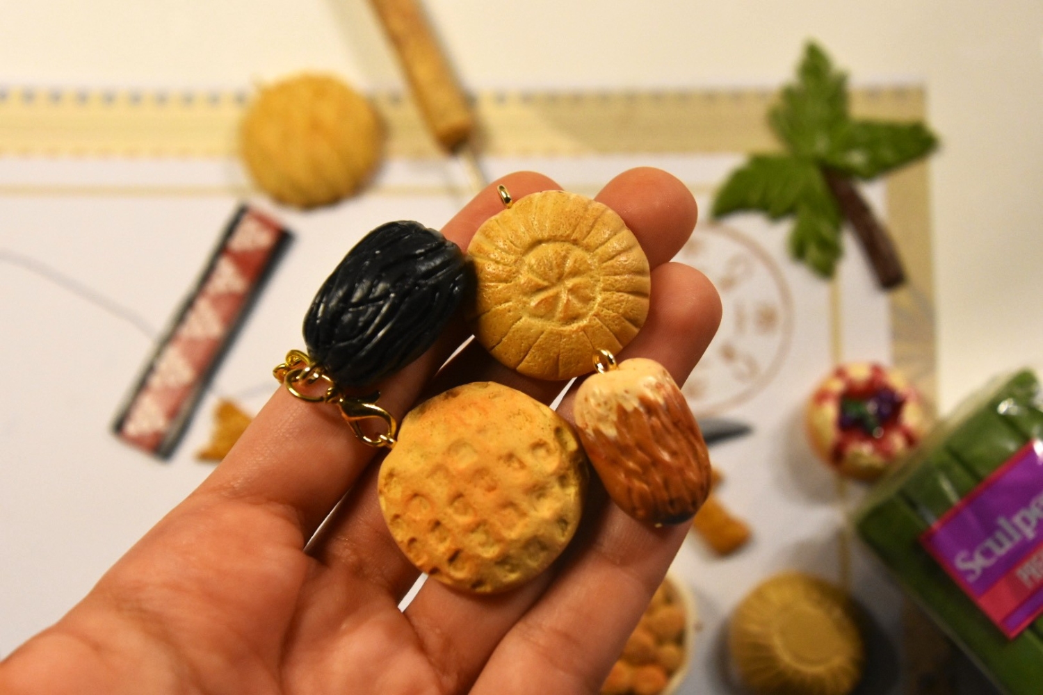 Create Miniature Saudi Foods with Clay